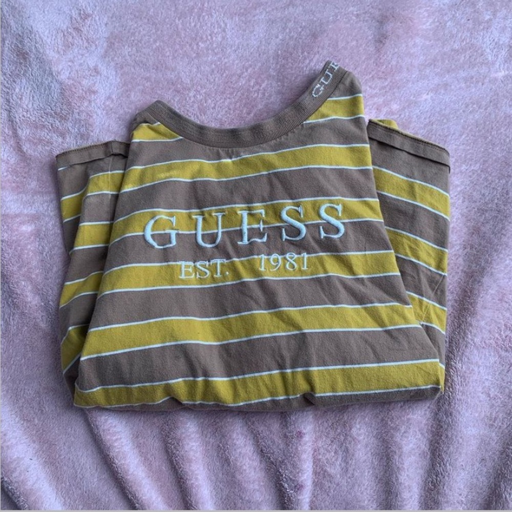 GUESS TEE